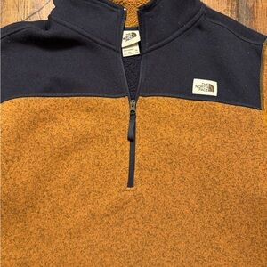 The North Face Men's Gordon Lyons brown and Black Sweater xxl